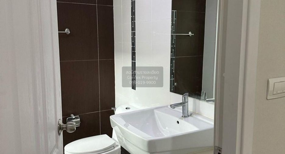 Haus zum Kauf mit 4 Zimmer in Pak Kret, Nonthaburi