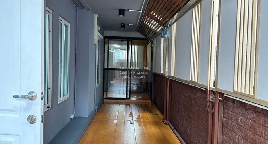 Haus zum Kauf mit 4 Zimmer in Pak Kret, Nonthaburi