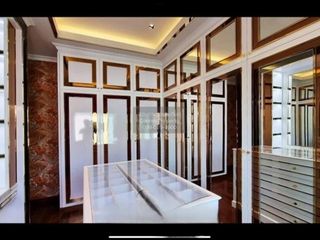 出售 5 卧室 独立屋 在 Mueang Nonthaburi, Nonthaburi