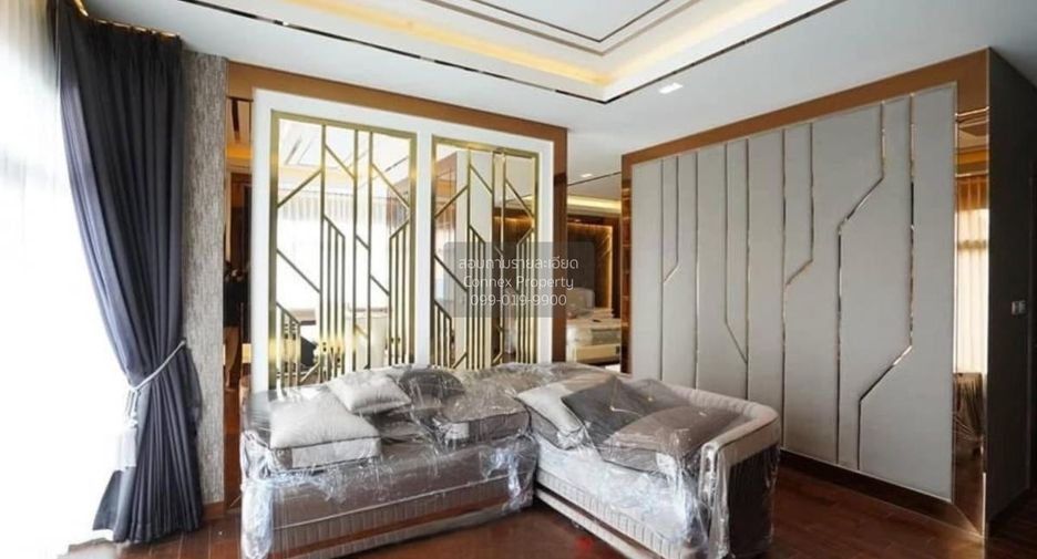 For sale 5 bedrooms house in Mueang Nonthaburi, Nonthaburi