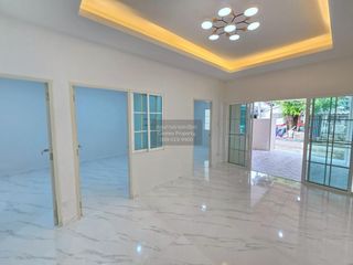 出售 2 卧室 联排别墅 在 Thanyaburi, Pathum Thani