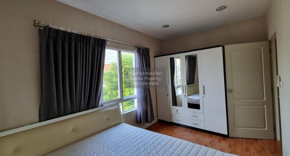 For sale 3 bedrooms house in Saphan Sung, Bangkok