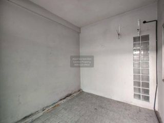 Casa adosada en venta de 4 habitaciones en Wang Thonglang, Bangkok