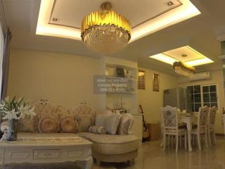 Reihenhaus zum Kauf mit 4 Zimmer in Bueng Kum, Bangkok