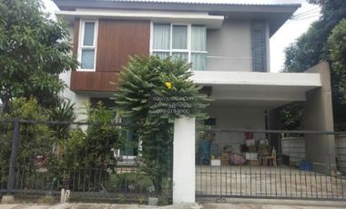 For sale 4 bedrooms house in Mueang Nakhon Ratchasima, Nakhon Ratchasima