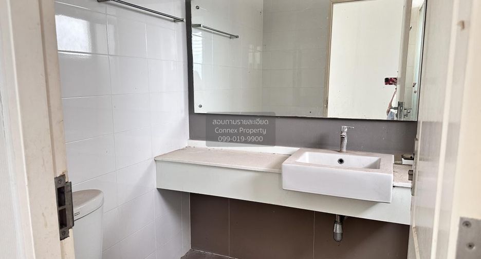 For sale 4 bedrooms house in Mueang Nakhon Ratchasima, Nakhon Ratchasima