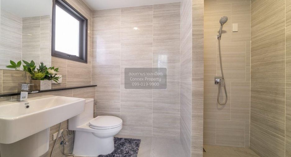 Casa en venta de 3 habitaciones en Bang Phli, Samut Prakan