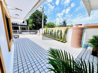 Casa adosada en venta de 4 habitaciones en Bang Yai, Nonthaburi