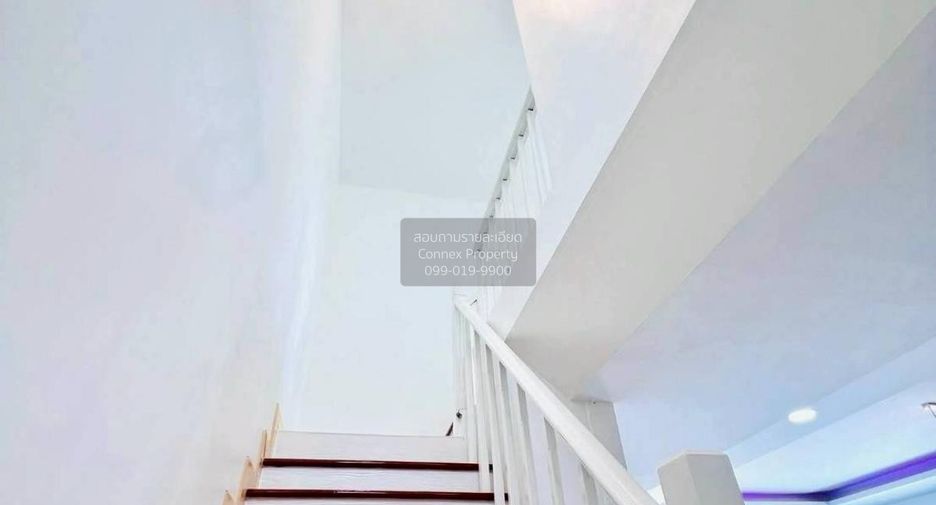 For sale 4 ベッドルーム townhouse in Bang Yai, Nonthaburi