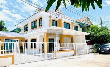 For sale 4 ベッドルーム townhouse in Bang Yai, Nonthaburi