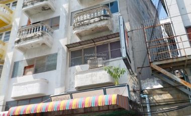 Local comercial en venta de 3 habitaciones en Thung Khru, Bangkok