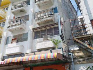 Local comercial en venta de 3 habitaciones en Thung Khru, Bangkok