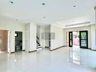 À vendre 3 chambres maison à Bang Khen, Bangkok