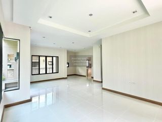 À vendre 3 chambres maison à Bang Khen, Bangkok
