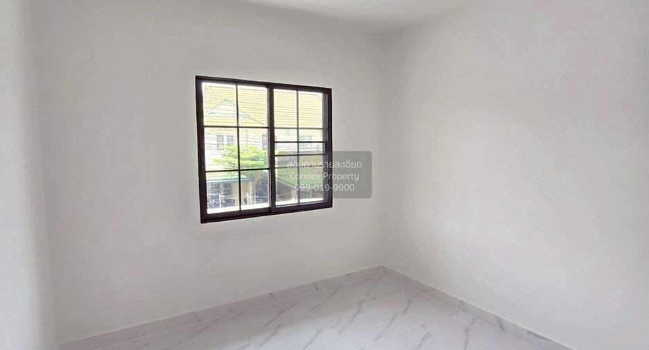 Reihenhaus zum Kauf mit 3 Zimmer in Lam Luk Ka, Pathum Thani