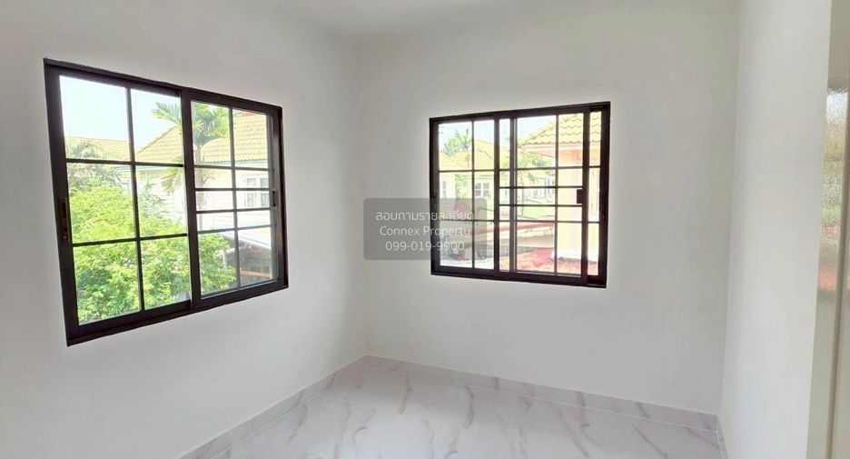 Reihenhaus zum Kauf mit 3 Zimmer in Lam Luk Ka, Pathum Thani