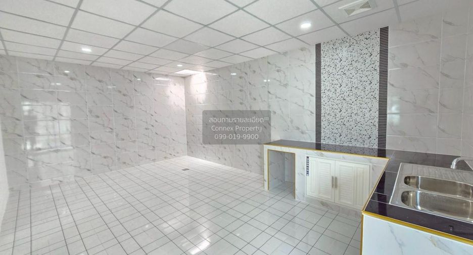 Reihenhaus zum Kauf mit 3 Zimmer in Lam Luk Ka, Pathum Thani