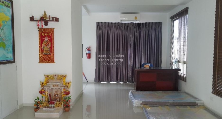 For sale 3 bedrooms townhouse in Khan Na Yao, Bangkok