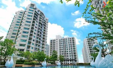 For sale 3 bedrooms condo in Huai Khwang, Bangkok