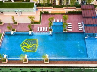 For sale 3 bedrooms condo in Huai Khwang, Bangkok