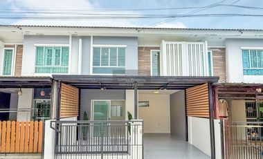 For sale 3 bedrooms townhouse in Bang Kruai, Nonthaburi
