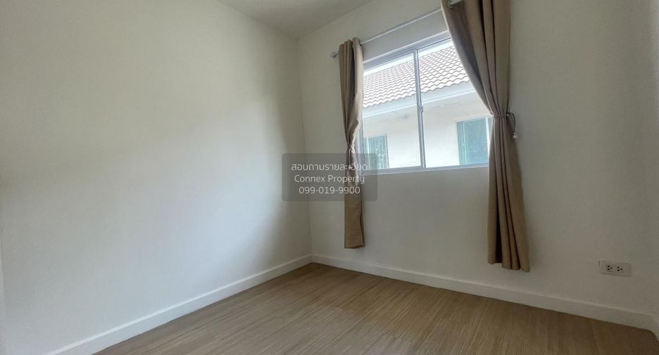Casa adosada en venta de 3 habitaciones en Bang Khun Thian, Bangkok