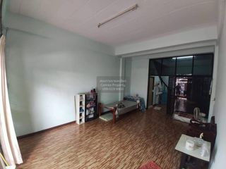 出售 2 卧室 联排别墅 在 Mueang Samut Prakan, Samut Prakan