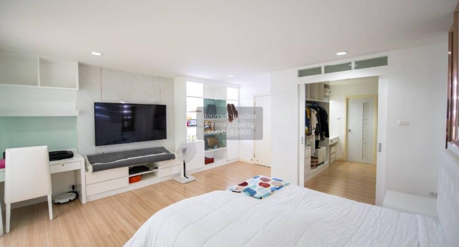 Casa adosada en venta de 4 habitaciones en Prawet, Bangkok
