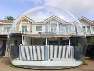 Casa adosada en venta de 3 habitaciones en Bang Khun Thian, Bangkok