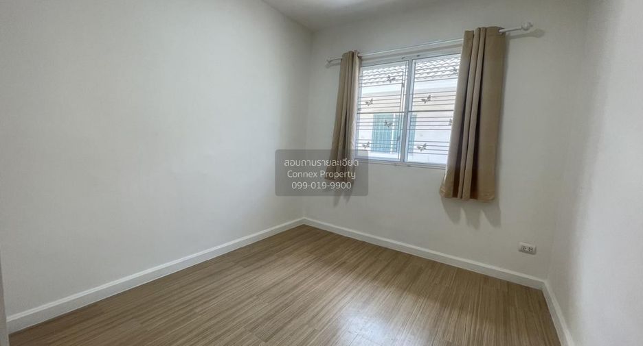 Casa adosada en venta de 3 habitaciones en Bang Khun Thian, Bangkok