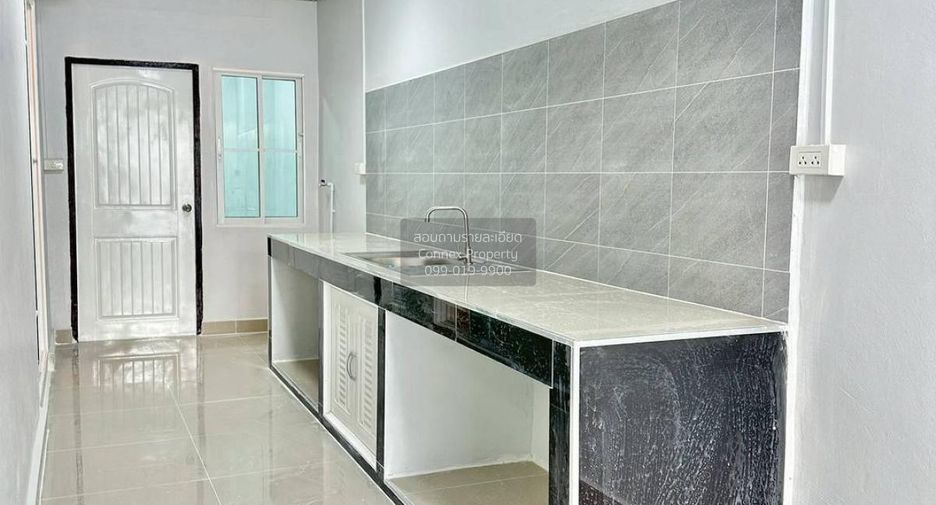 Casa adosada en venta de 4 habitaciones en Bang Bua Thong, Nonthaburi
