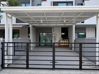 Reihenhaus zum Kauf mit 3 Zimmer in Mueang Samut Prakan, Samut Prakan
