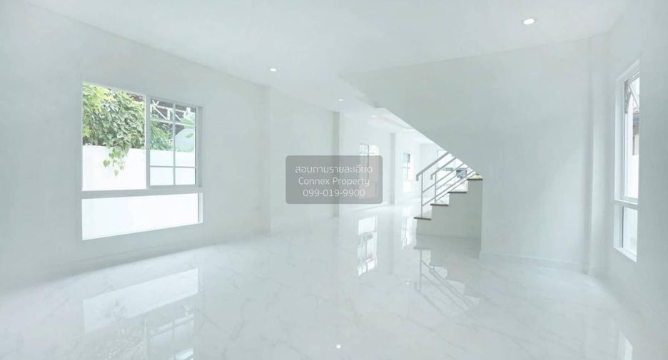 À vendre 3 chambres maison à Bang Khae, Bangkok
