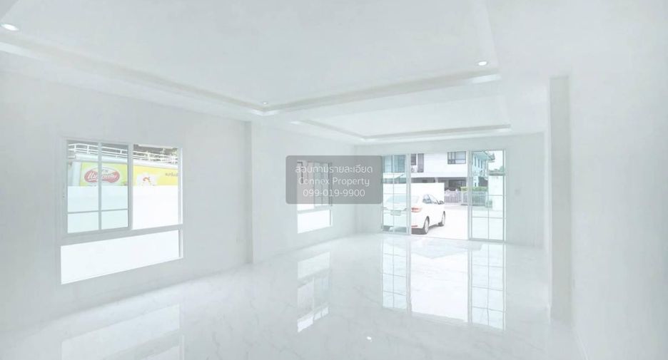 À vendre 3 chambres maison à Bang Khae, Bangkok