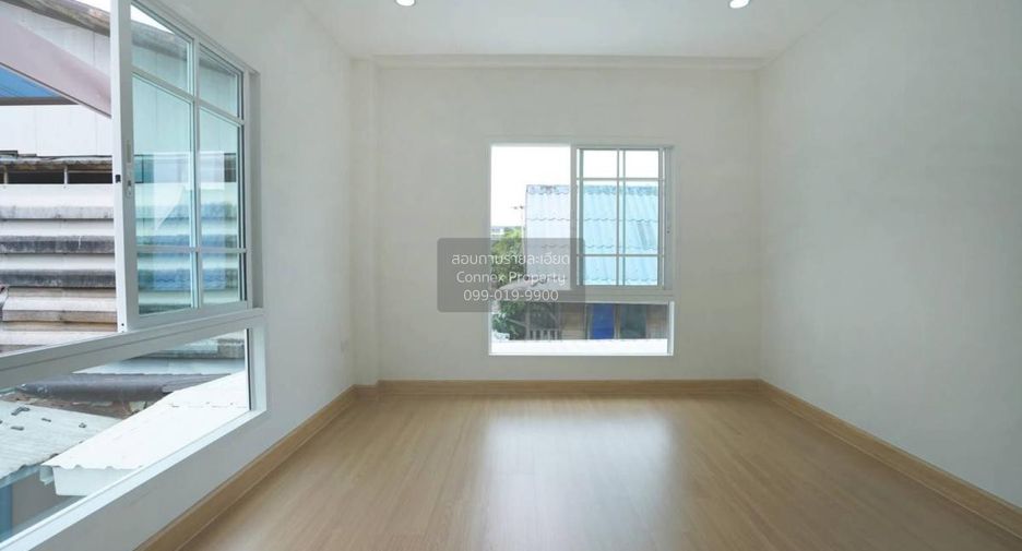 À vendre 3 chambres maison à Bang Khae, Bangkok