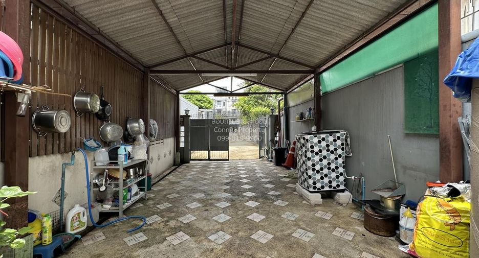 For sale 2 ベッドルーム townhouse in Bang Kruai, Nonthaburi