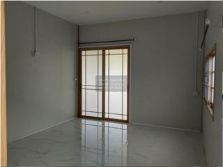 À vendre 1 chambre maison à Si Racha, Chonburi
