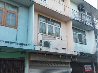 Local comercial en venta de 1 habitaciones en Bang Phlat, Bangkok