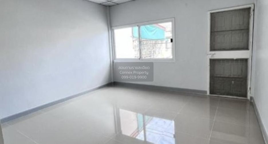 Reihenhaus zum Kauf mit 2 Zimmer in Lam Luk Ka, Pathum Thani