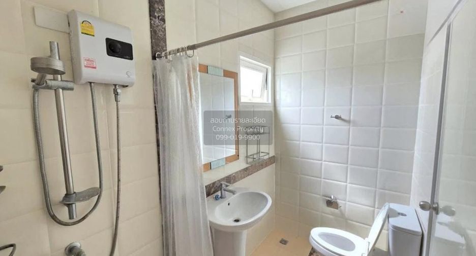 Casa adosada en venta de 5 habitaciones en Bueng Kum, Bangkok