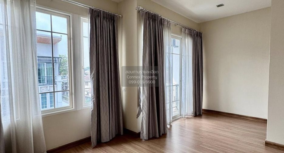 Casa adosada en venta de 5 habitaciones en Bueng Kum, Bangkok