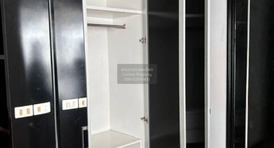 Casa adosada en venta de 3 habitaciones en Mueang Nonthaburi, Nonthaburi