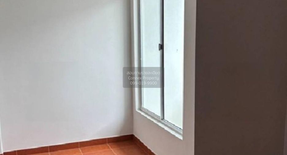 Casa adosada en venta de 3 habitaciones en Mueang Nonthaburi, Nonthaburi