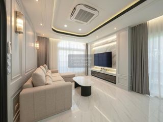 Casa en venta de 2 habitaciones en Rat Burana, Bangkok