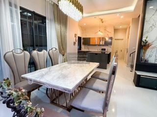 For sale 4 bedrooms house in Pak Kret, Nonthaburi