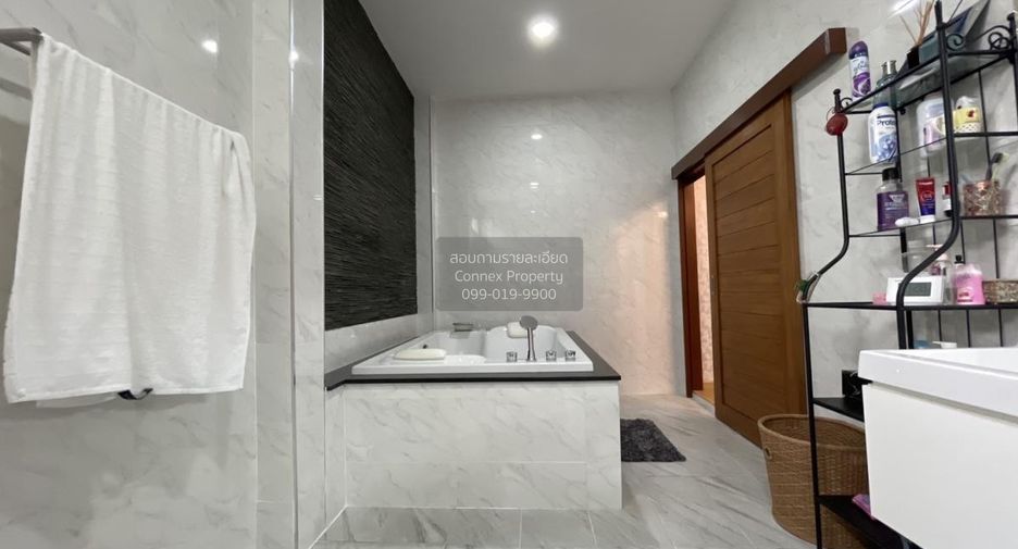 Haus zum Kauf mit 4 Zimmer in Min Buri, Bangkok