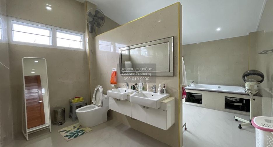 Haus zum Kauf mit 4 Zimmer in Min Buri, Bangkok