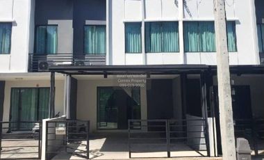 Casa adosada en venta de 3 habitaciones en Bang Bua Thong, Nonthaburi