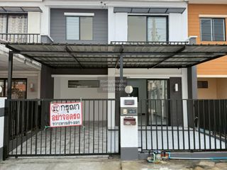 For sale 3 bedrooms townhouse in Khlong Luang, Pathum Thani