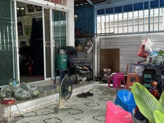 À vendre 3 chambres maison de ville à Mueang Samut Sakhon, Samut Sakhon
